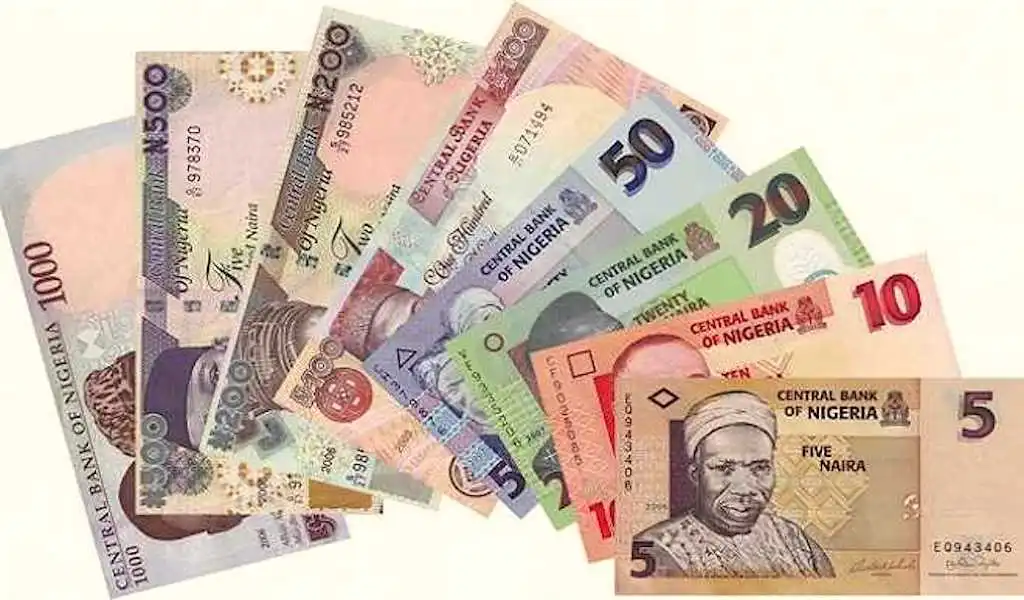 Naira Set to Weaken as Fuel Importers Ramp Up Dollar Demand