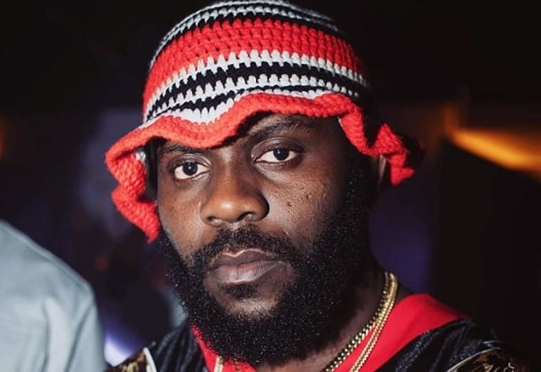 Odumodublvck clashes with police over attempted arrest